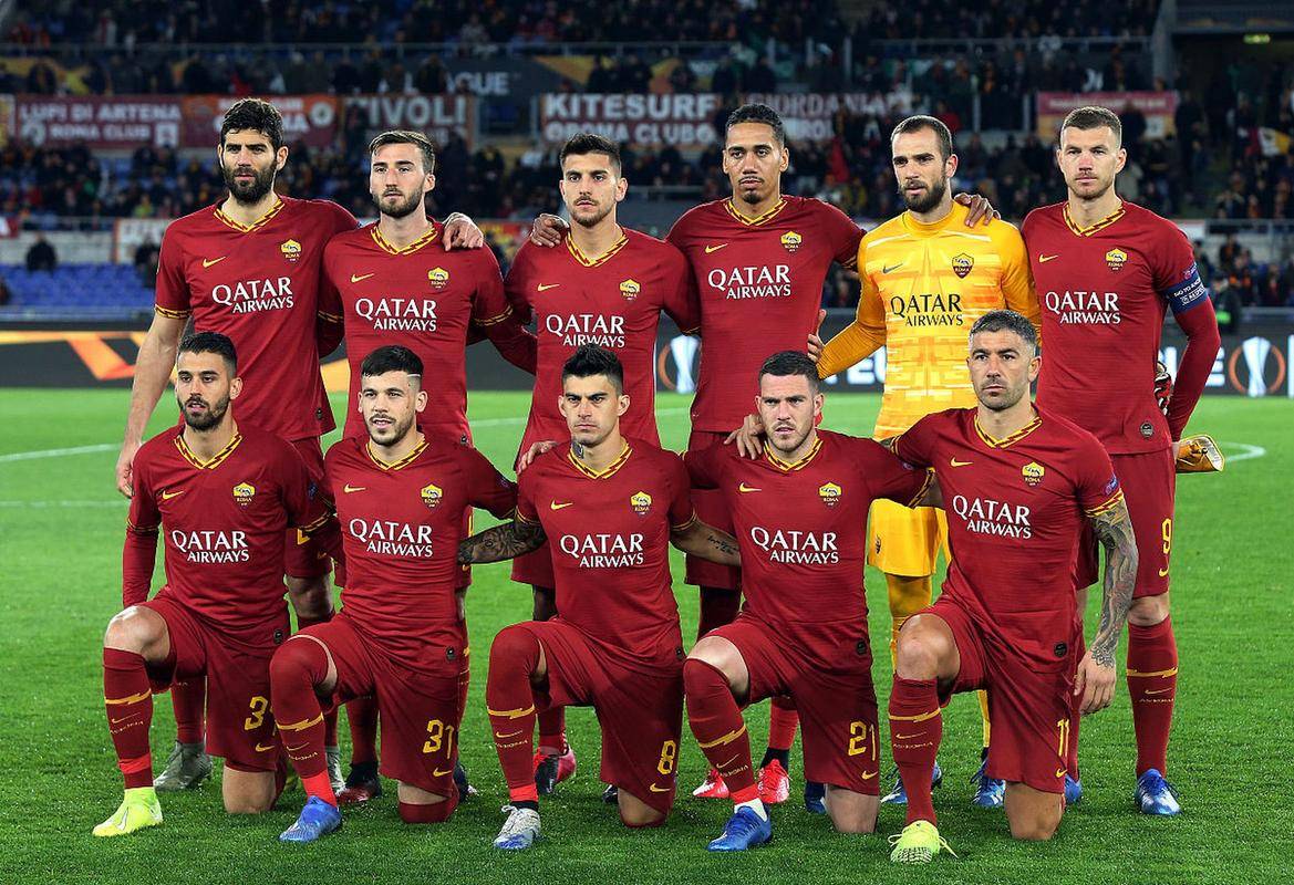 罗马队员受伤下场，需调整阵容备战