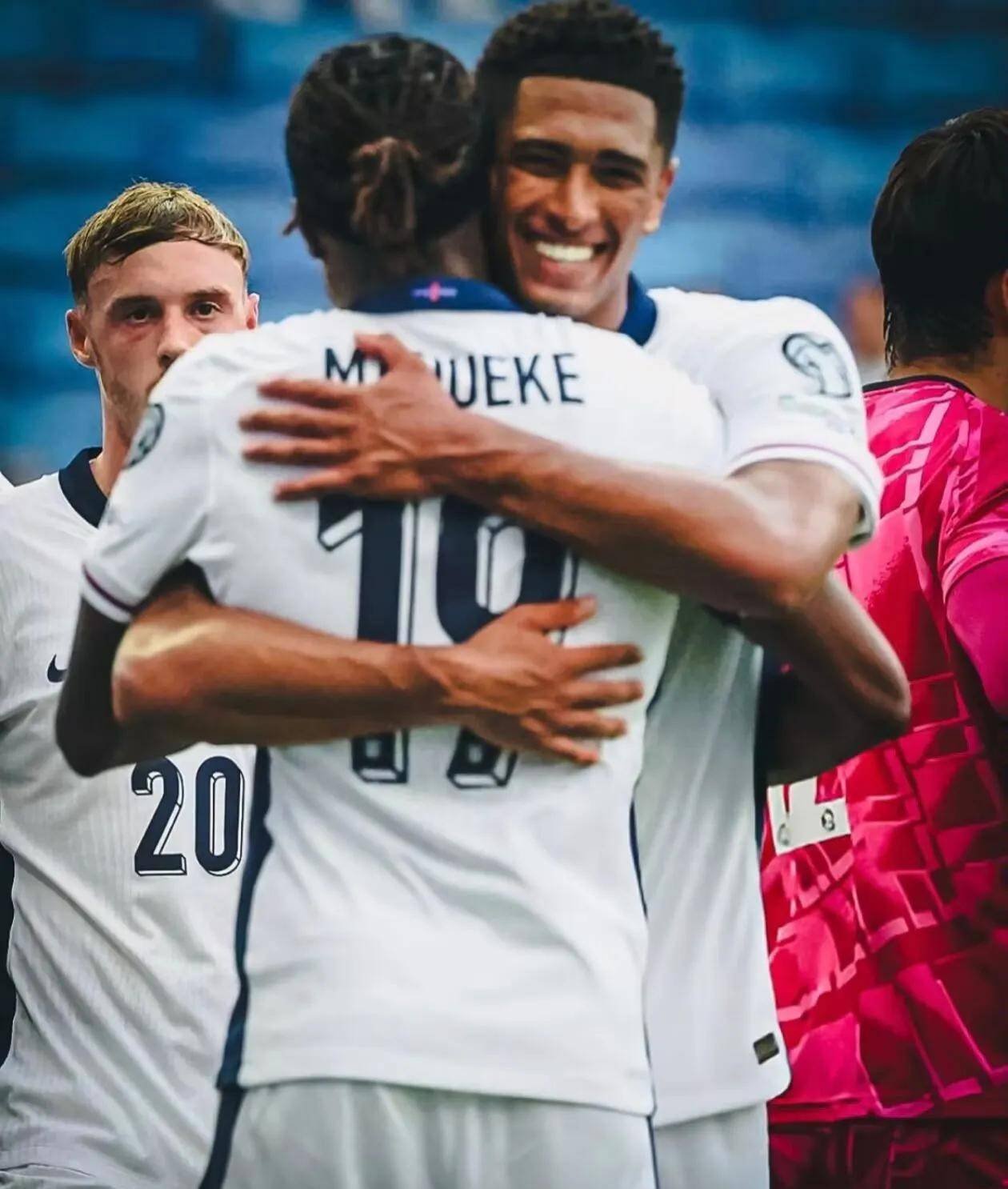 开云体育app-德国国家队逆袭英格兰，成功晋级欧锦赛四强，球迷欢呼，士气大振的简单介绍